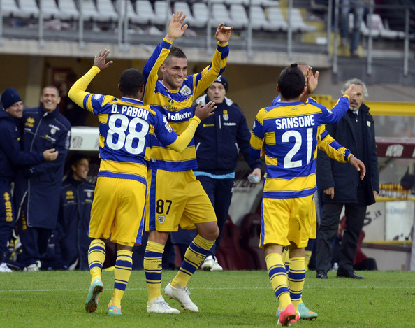 广厦队在激 广厦队在激