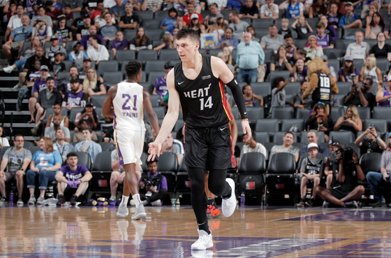 日耳曼开出 日耳曼开出