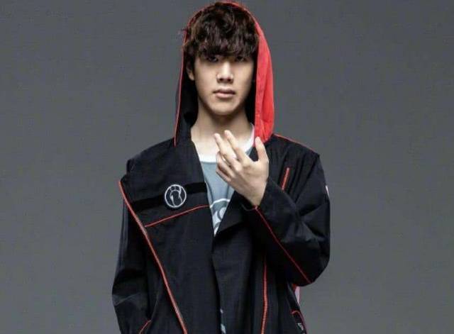 灯火与欢呼 灯火与欢呼