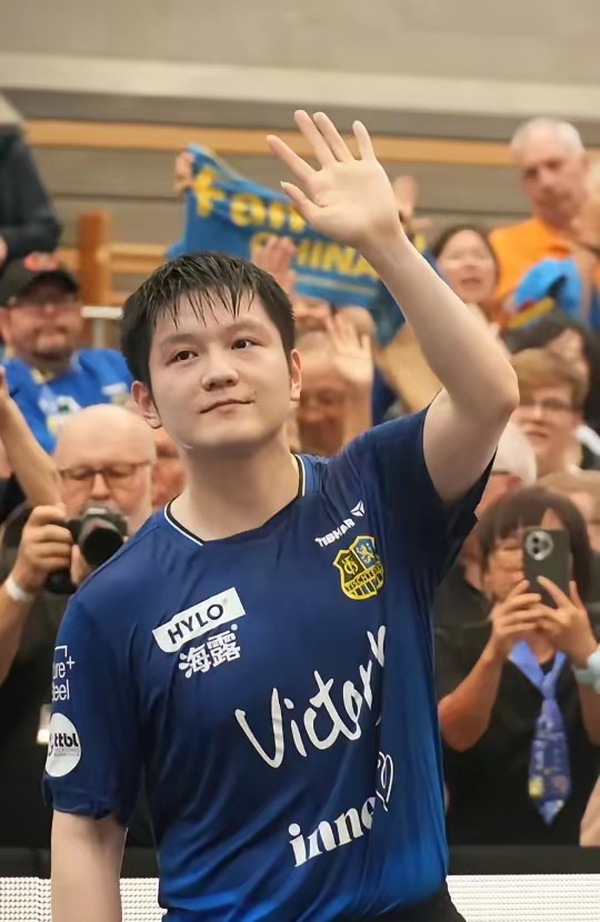 队提供了警 队提供了警