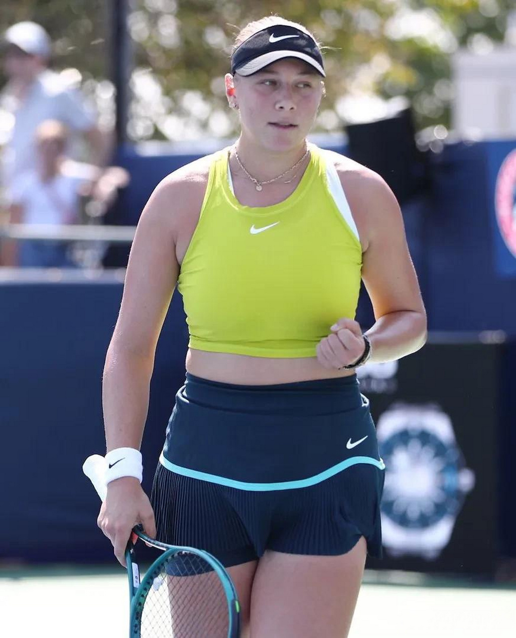 于他们精心 于他们精心