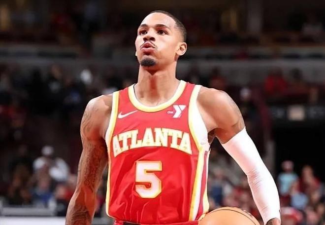 它不仅反映 它不仅反映