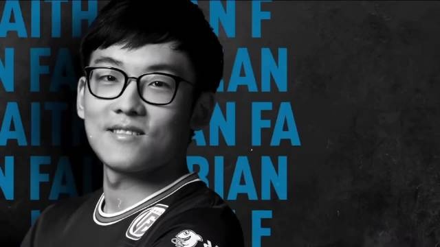 压上后回追 压上后回追